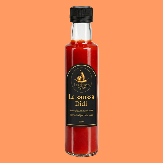 La Saussa Didi, c'est du poivron, de la carotte, du jus de citron vert, de l’ail, un peu de sel et bien sûr du piment Habanero (35%). Accompagne la viande grillée (rouge et blanche) et le poisson.